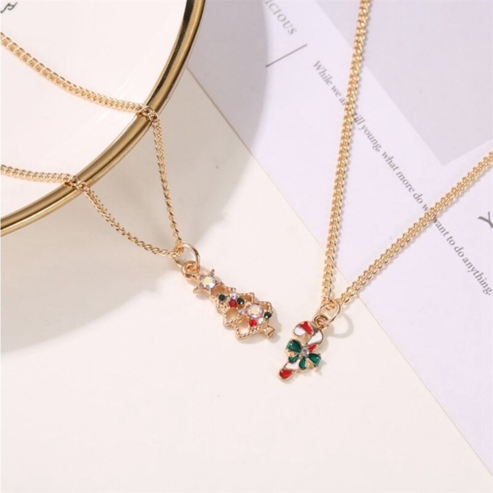 Christmas tree necklace